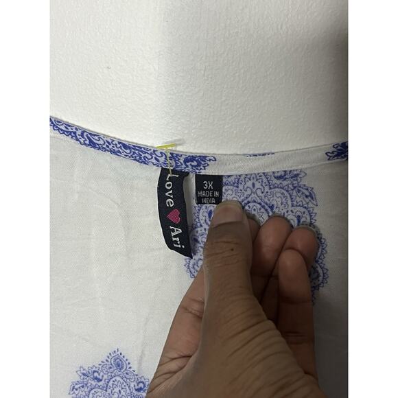 Love Ari Boho Chic Twist Front Blouse With Wide Flowy 3/4 Sleeves Women’s Sz 3X - Picture 6 of 7